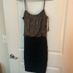 Black and Gold Sleeveless Dress